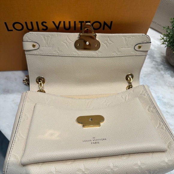 Authentic LOUIS VUITTON Empreinte Vavin PM Cream - Picture 4 of 7